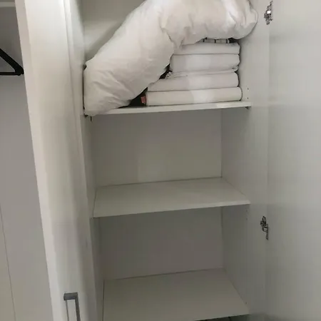Polyclinique Du Parc - Jergweloh شقة *