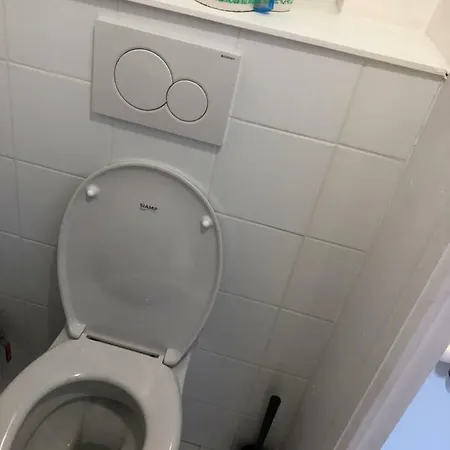 Polyclinique Du Parc - Jergweloh شقة كان