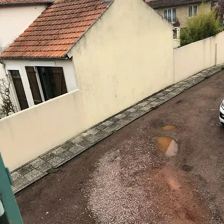 Polyclinique Du Parc - Jergweloh * كان